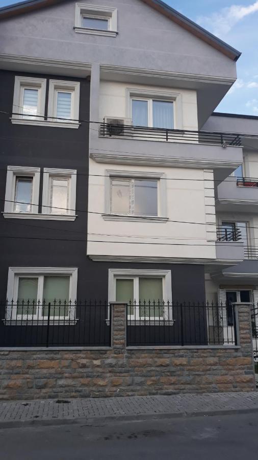 Odise'S Suite Korce Ngoại thất bức ảnh
