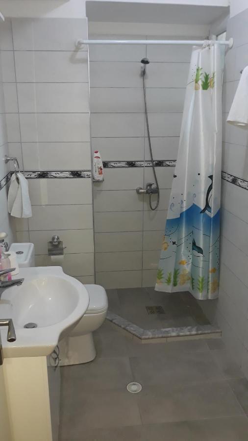 Odise'S Suite Korce Ngoại thất bức ảnh